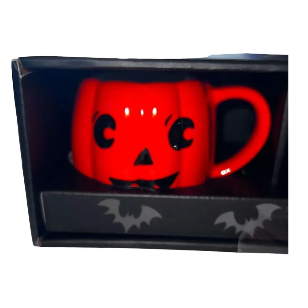 Halloween Lang Espresso 4 Hand-Painted Character Cups Pumpkin Cat Mummy Frank